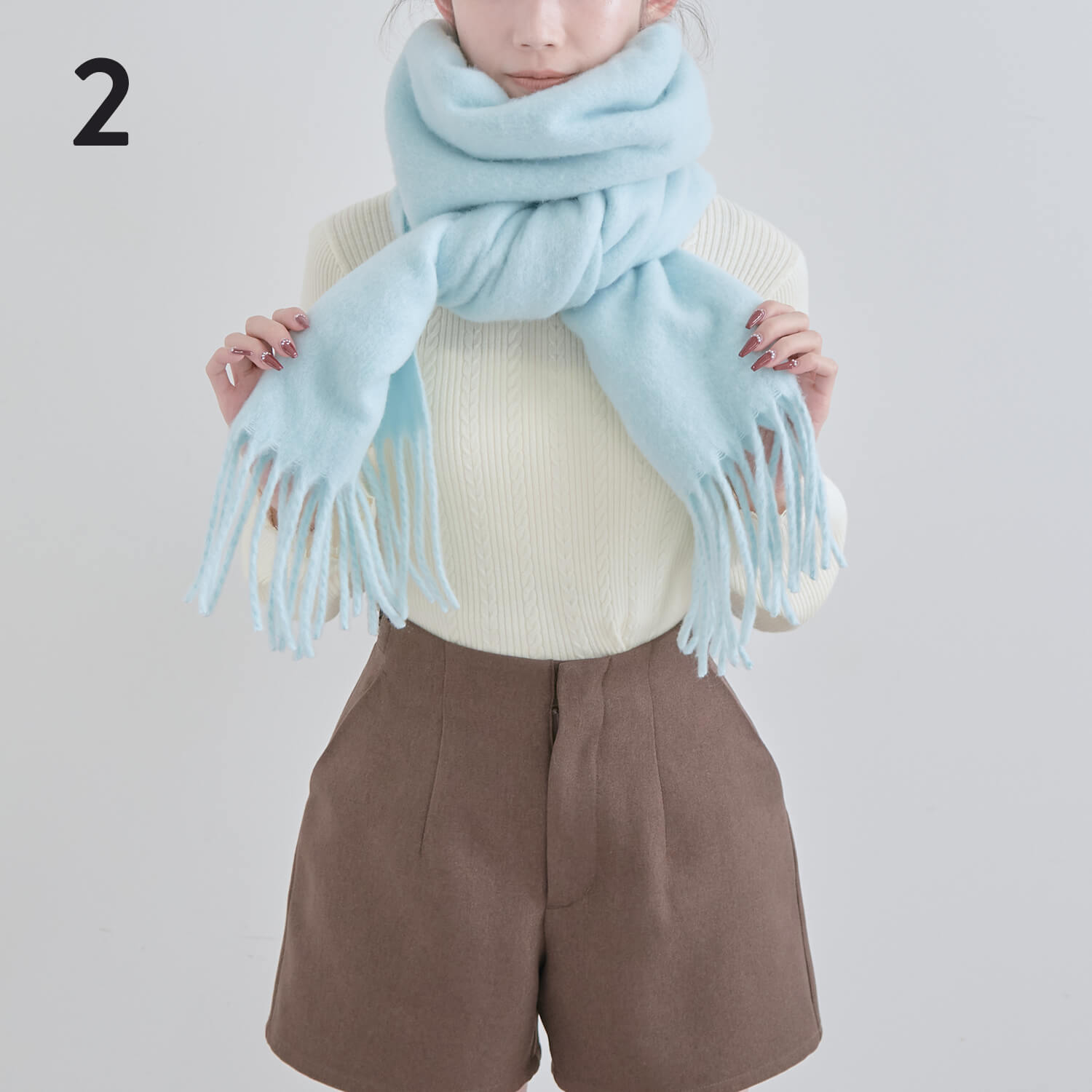 2）軽くひとつ結びする|マフラー巻き方