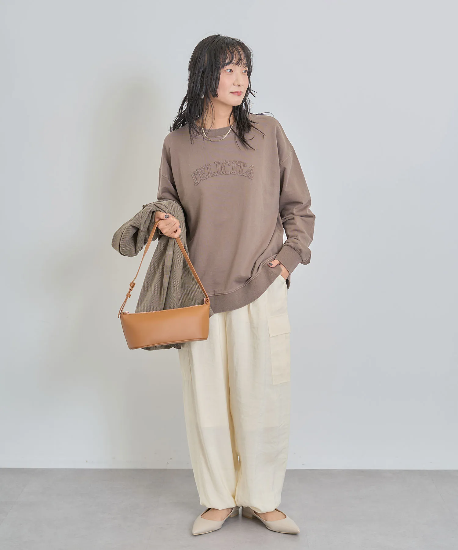 秋の主役はどっち？KNIT vs SWEAT